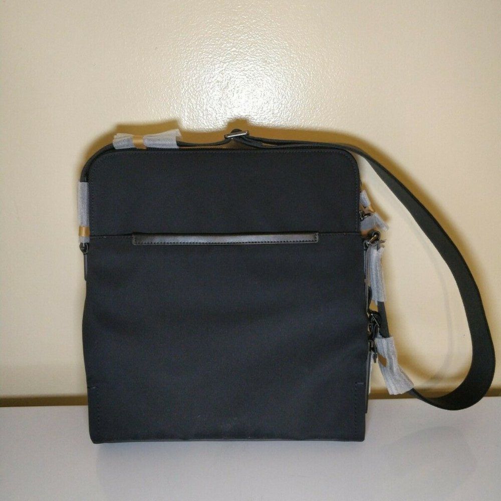 Tumi Men's Stratton Harrison Crossbody Bag BLACK - Picture 2 of 7